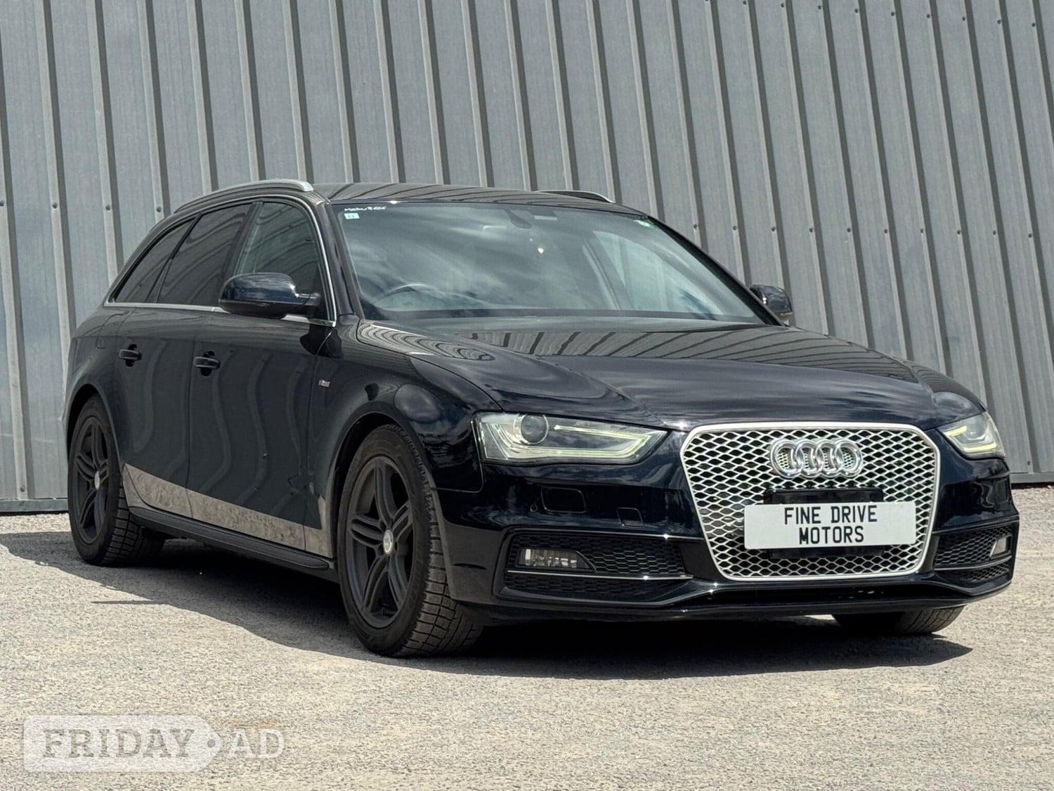 Audi A4 Avant 2014 - Cars in Farnham