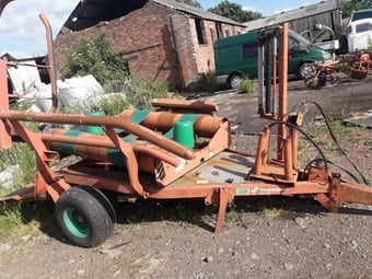 Kv bale wrapper