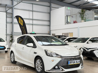 Toyota Aqua 2015