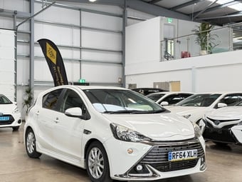 Toyota Aqua 2015
