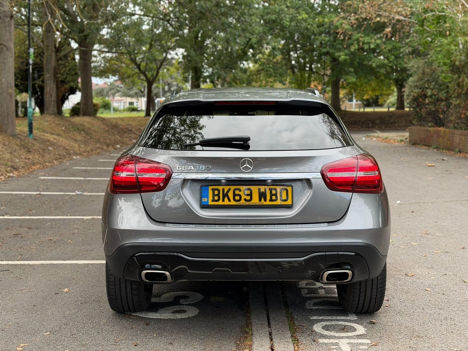 Mercedes-Benz GLA 2019 - Cars