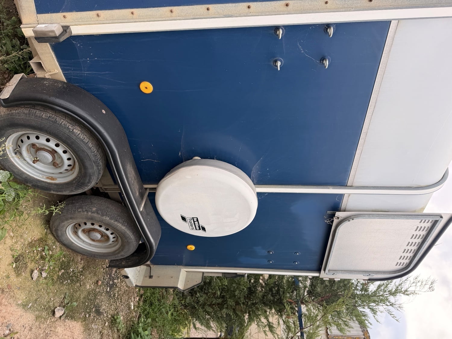 Ifor Williams HB505  Horse Trailer - Trailers & Horseboxes in Warwick