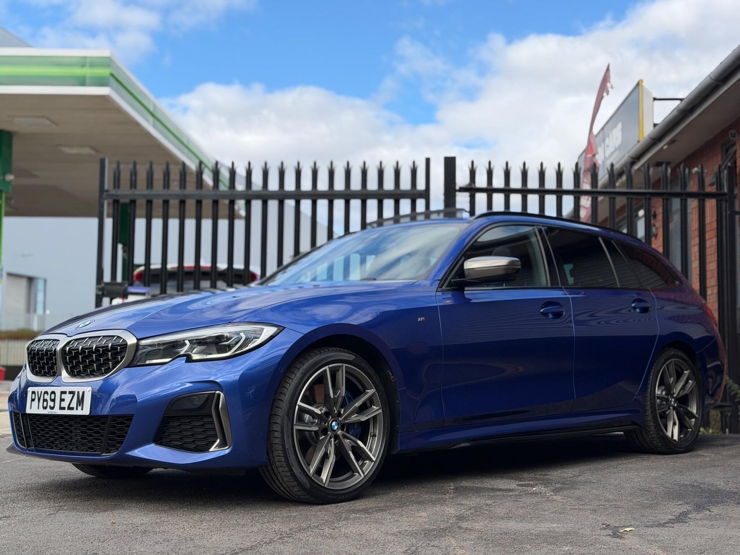 [ berth ]BMW 3 Series