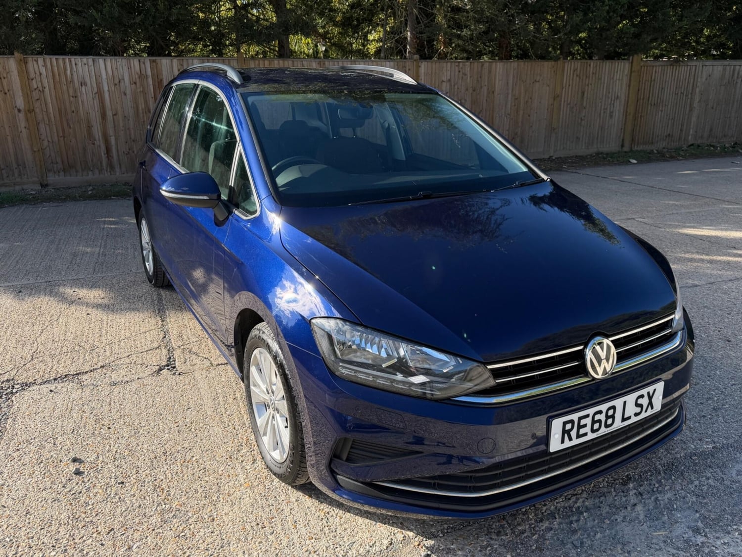 Volkswagen Golf SV 2018 - Cars in Tonbridge