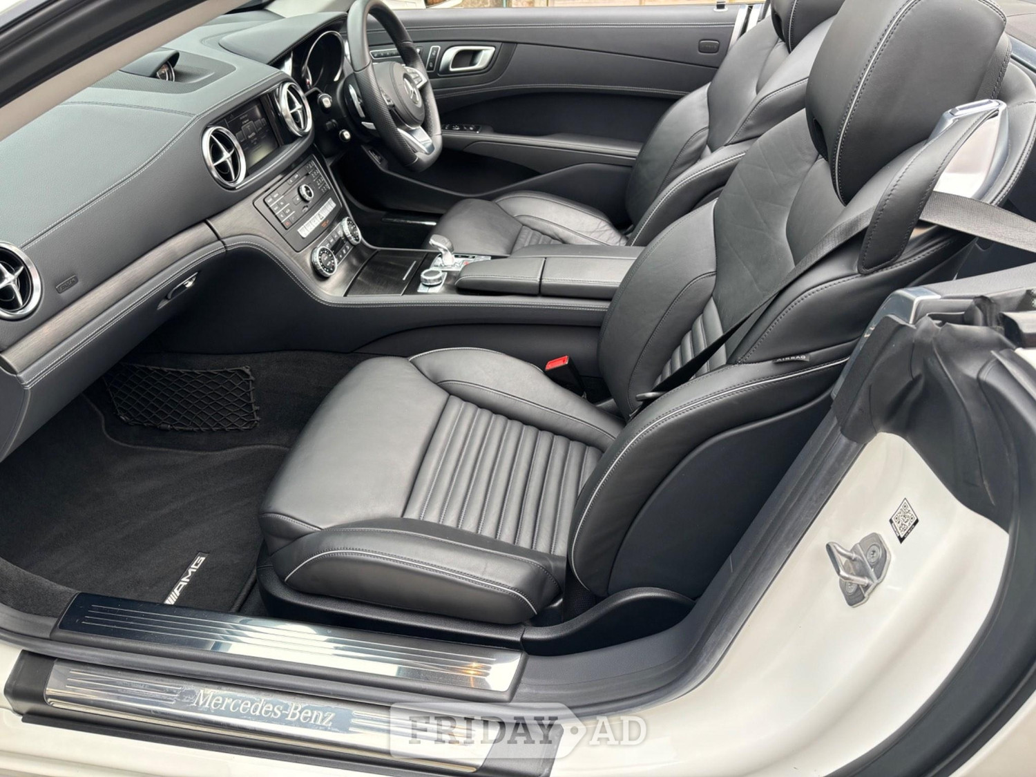 Mercedes-Benz SL 2021 - Cars in Hillingdon