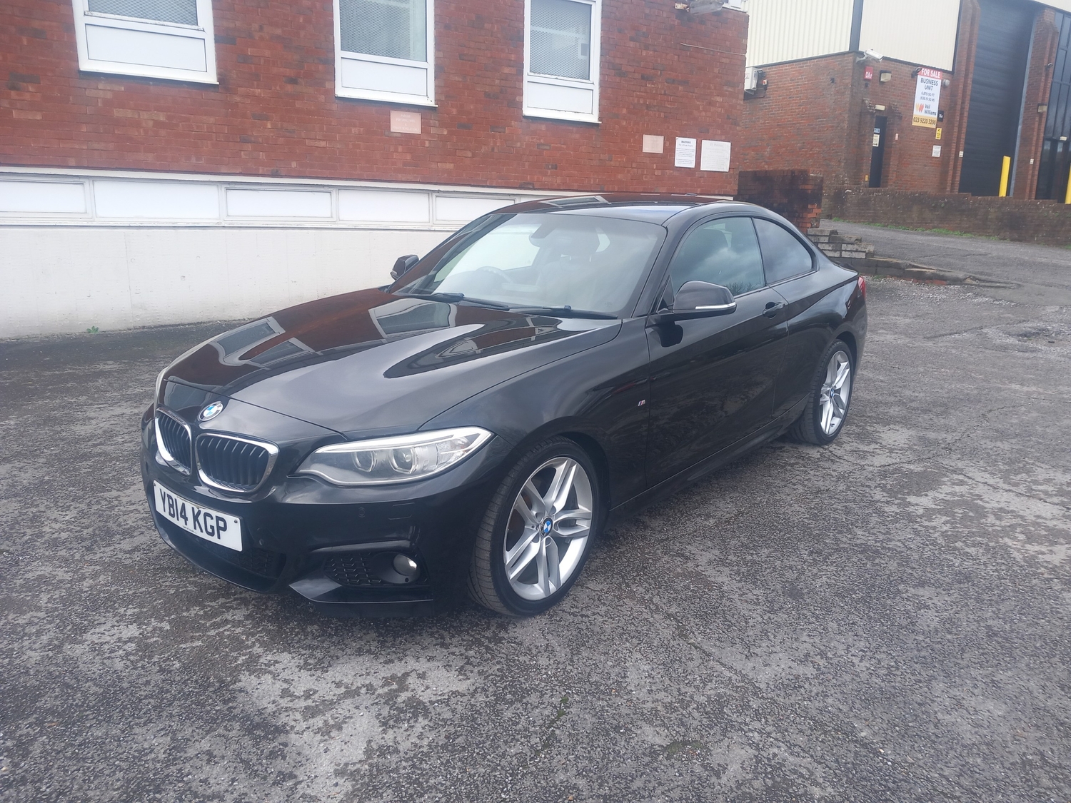 [ berth ]BMW 2 Series