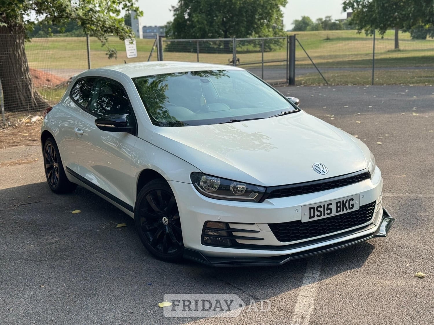 Volkswagen Scirocco 2015 - Cars