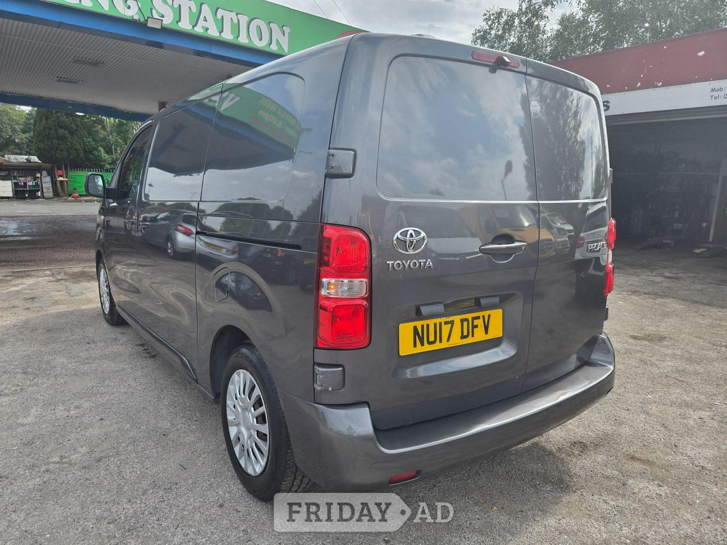 Toyota ProAce 2017 - Vans & Commercial Vehicles