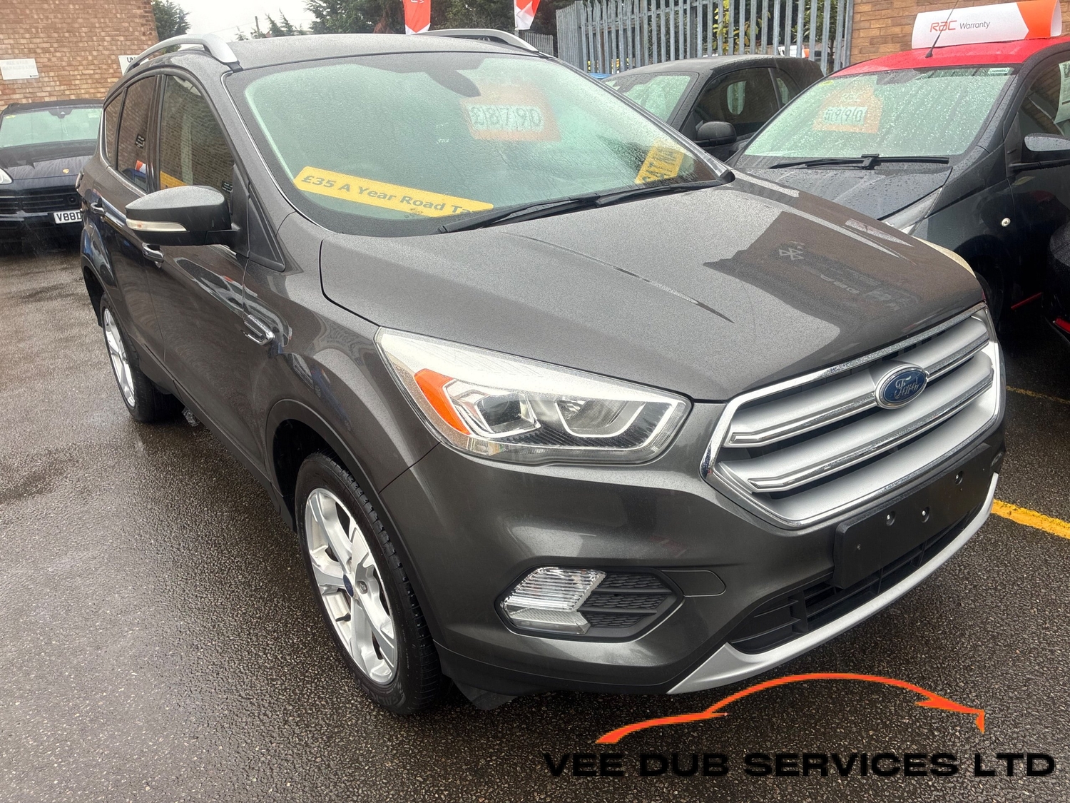 Ford Kuga 2017 - Cars in Leicester