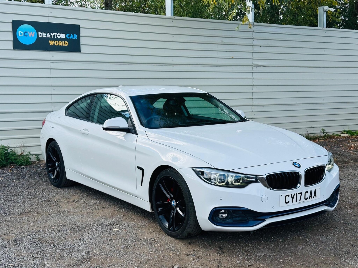 BMW 4 Series 2017 - Cars in Hillingdon