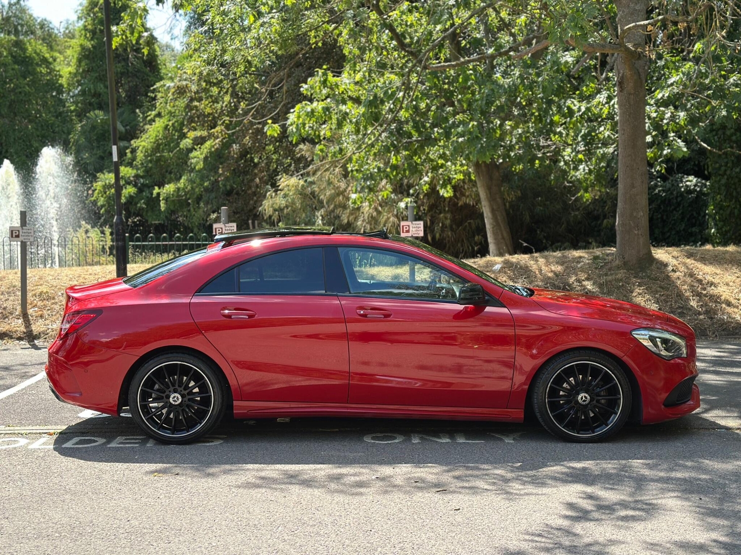 [ berth ]Mercedes-Benz CLA Class