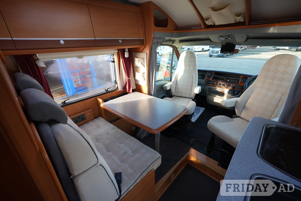 Dethleffs Globetrotter ESPRIT RT RENAULT AUTO 3 BERTH 4 TRAVEL SEAT MOTOR 2009 for sale - Motorhomes & Caravans in Haywards Heath