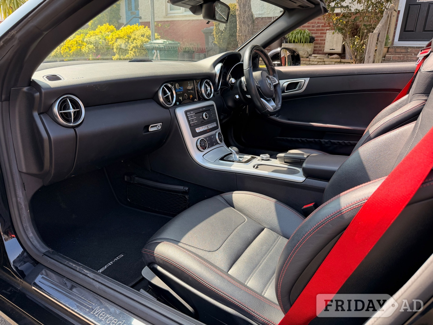 Mercedes-Benz SLC 2016 - Cars in Brighton