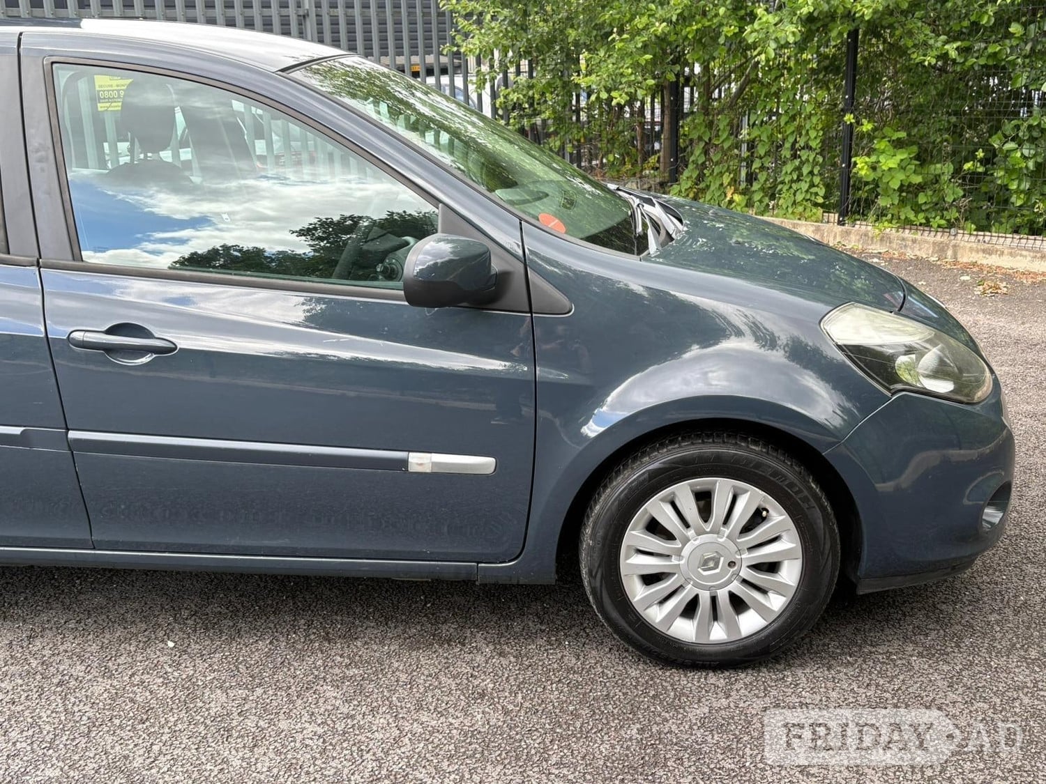 Renault Clio 2012 - Cars