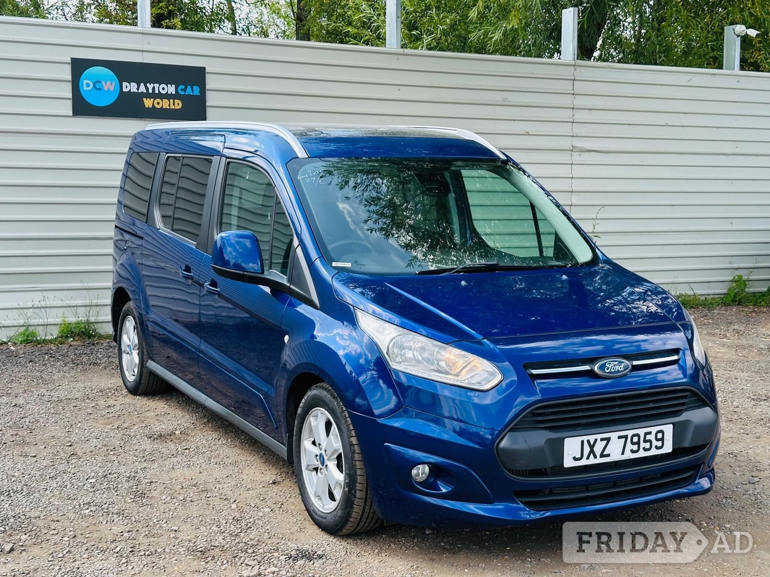 Ford Grand Tourneo Connect 2016 in Hillingdon
