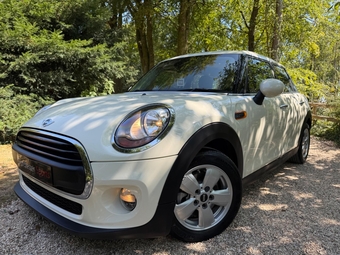 Mini Hatch 2017