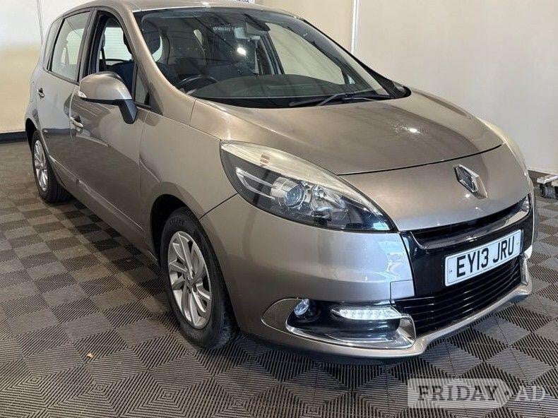 2013 Renault Scenic 1.5 dCi Dynamique TomTom EDC Euro 5 5dr in Lewes