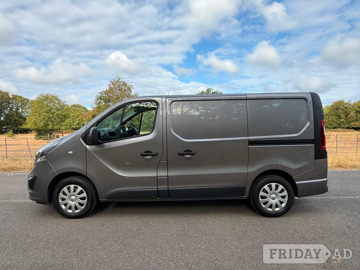 Vauxhall Vivaro 2018 - Vans & Commercial Vehicles in Hayes