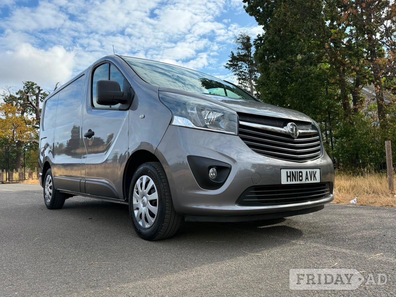 Vauxhall Vivaro 2018 - Vans & Commercial Vehicles