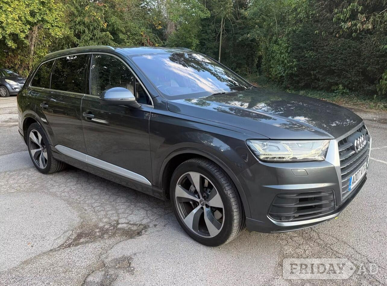 Audi Q7 2017 in Uxbridge