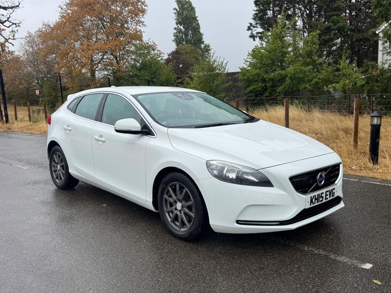 Volvo V40 2015 - Cars