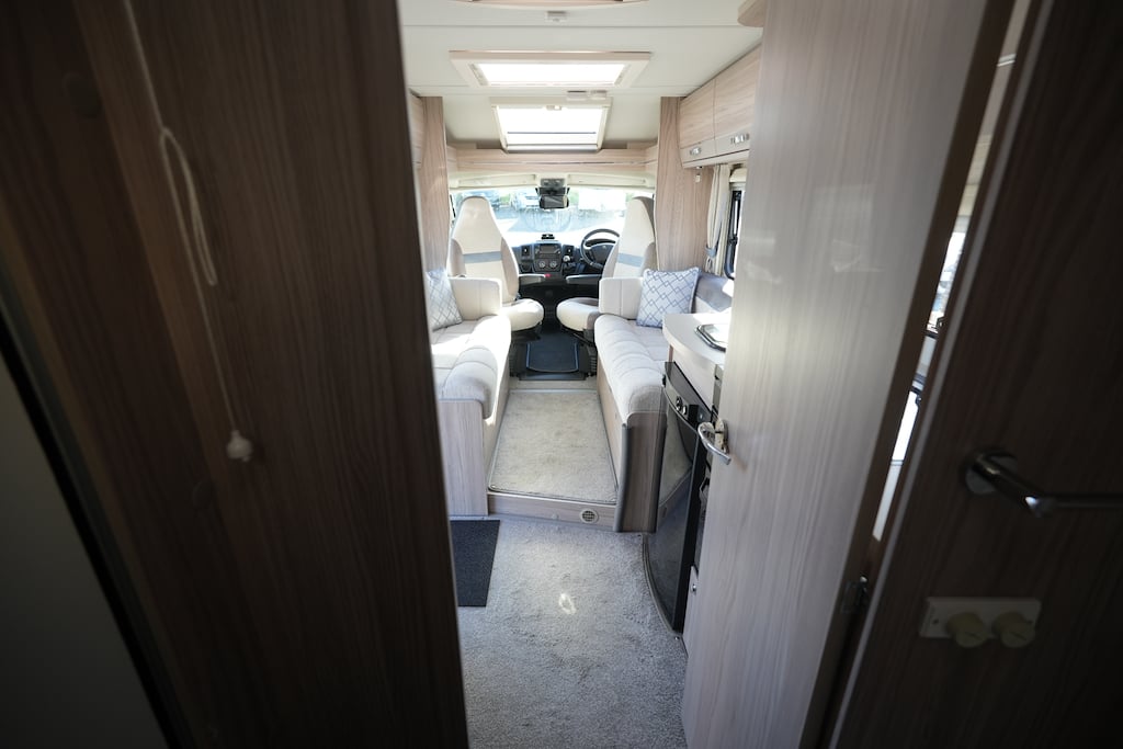 [2 berth ]Elddis Accordo 105