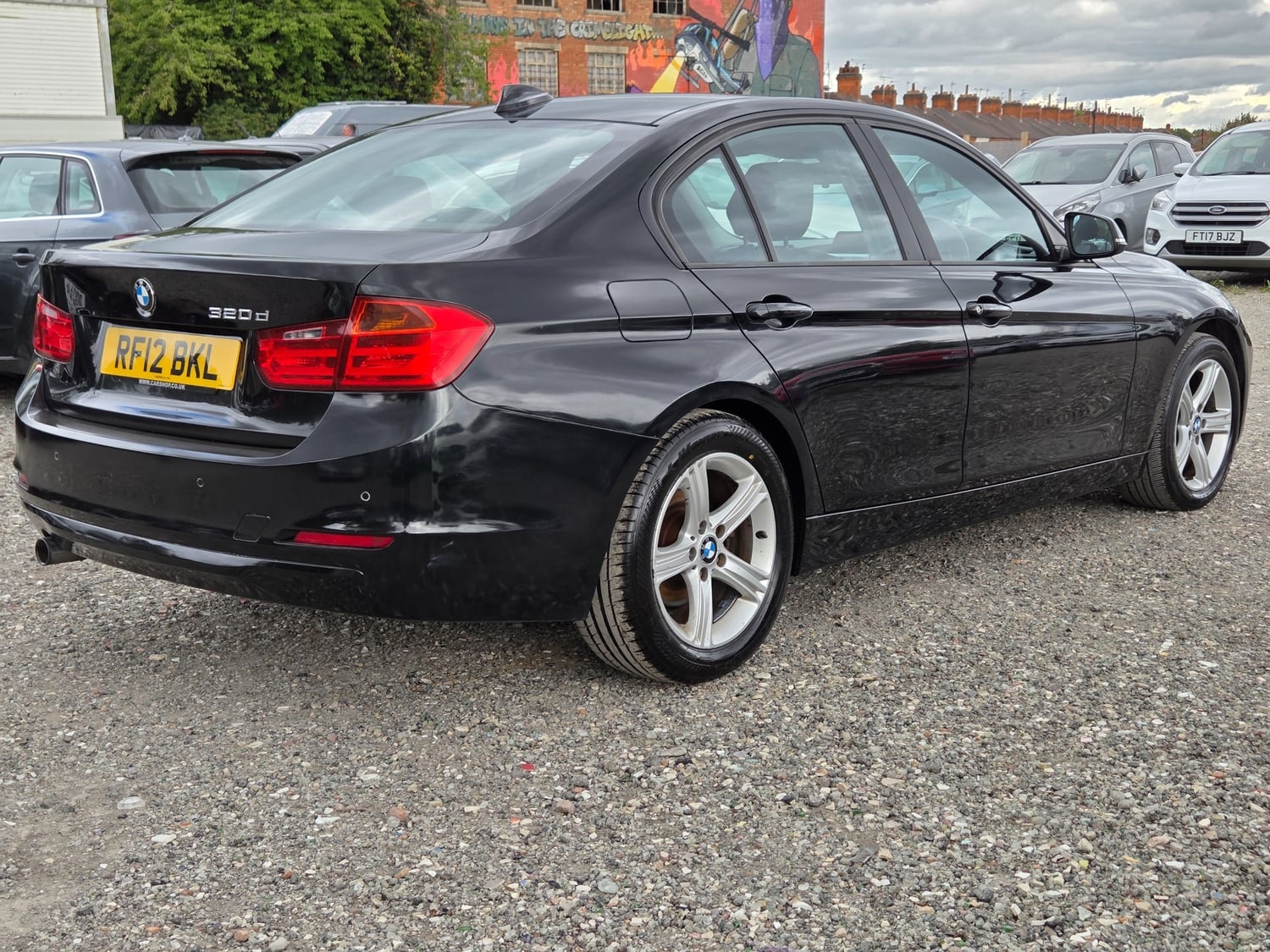 [ berth ]BMW 3 Series
