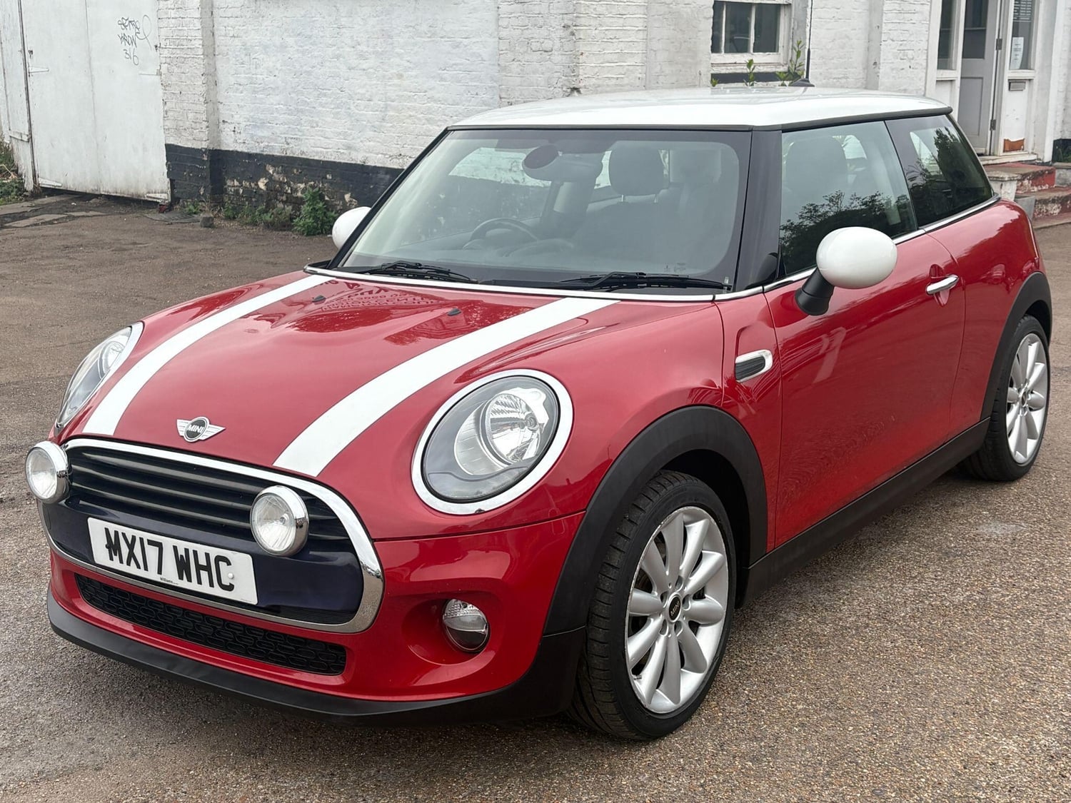 [ berth ]Mini Hatch
