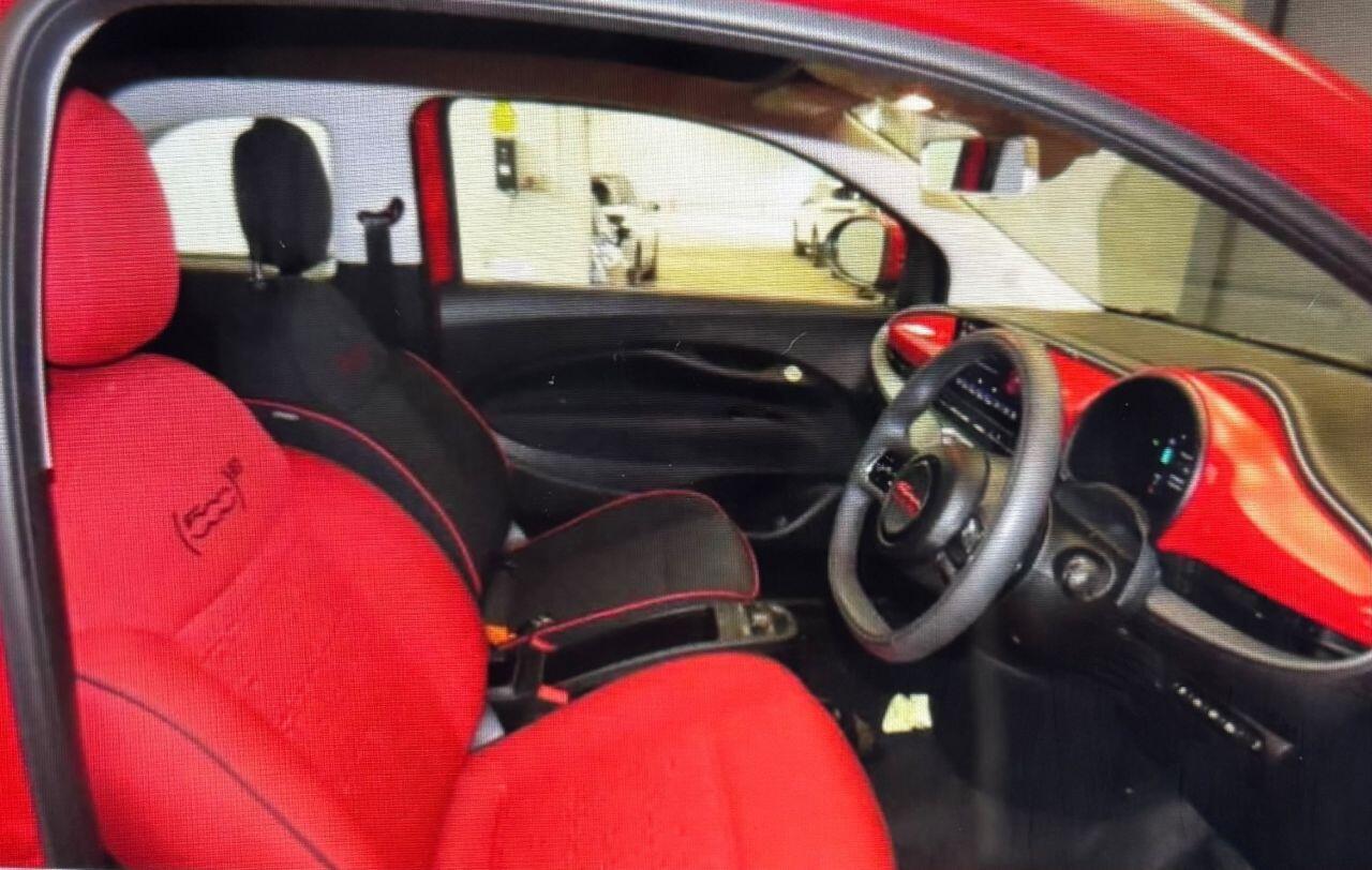 [ berth ]Fiat 500e C