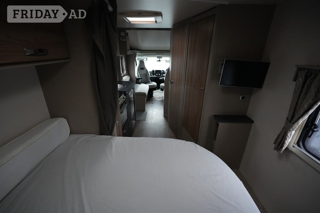 [4 berth ]Swift Edge 494