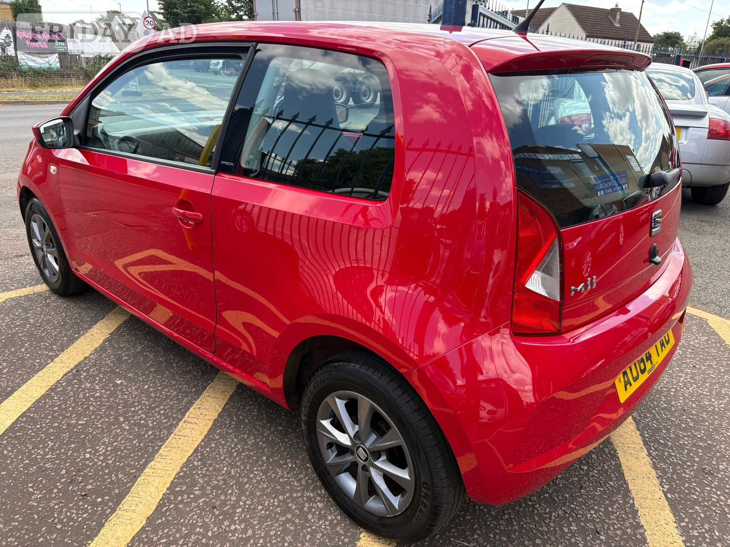 SEAT Mii 2014 - Cars in St. Neots