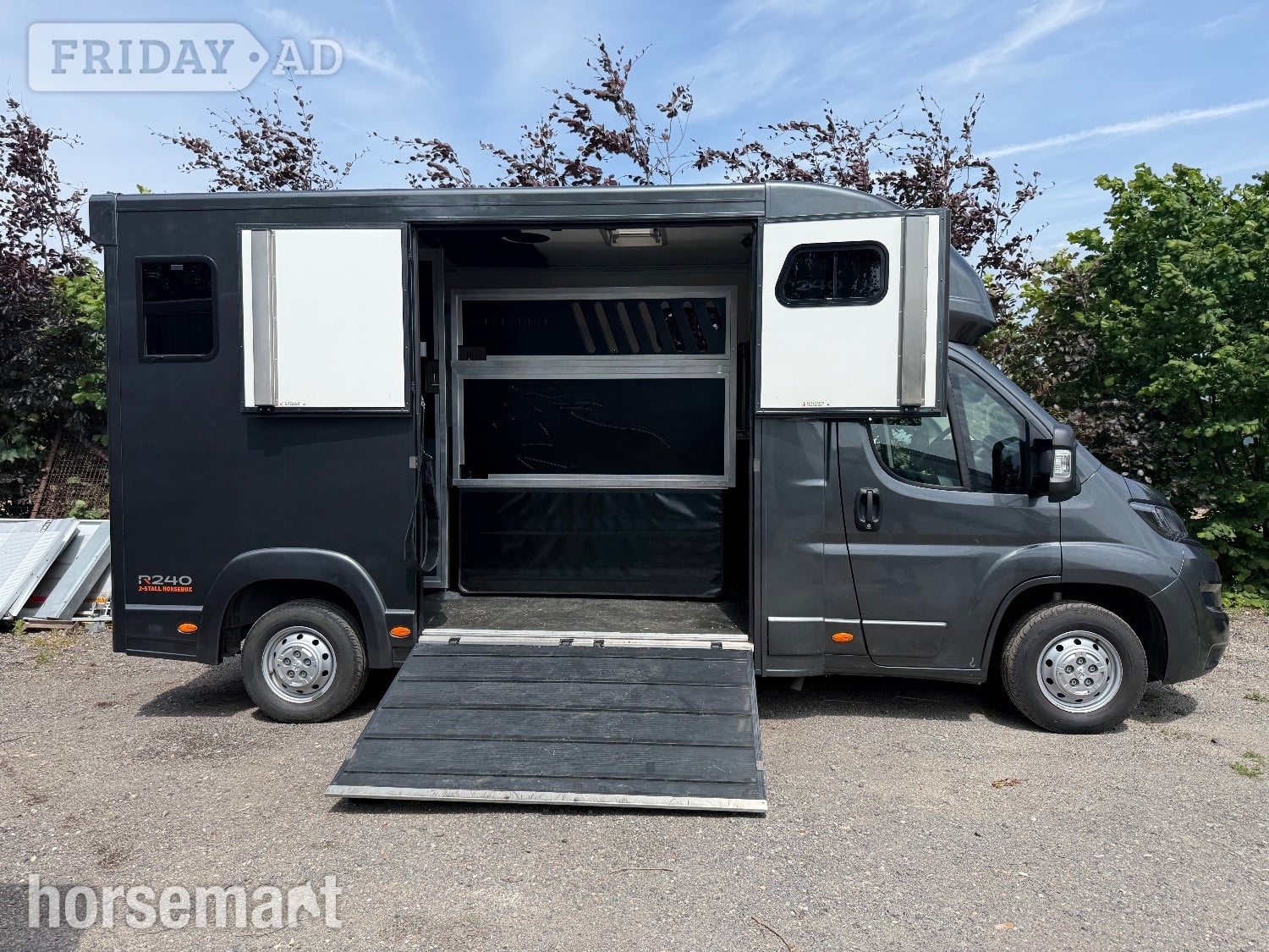 Overlander R240 Peugeot Horsebox in Carshalton