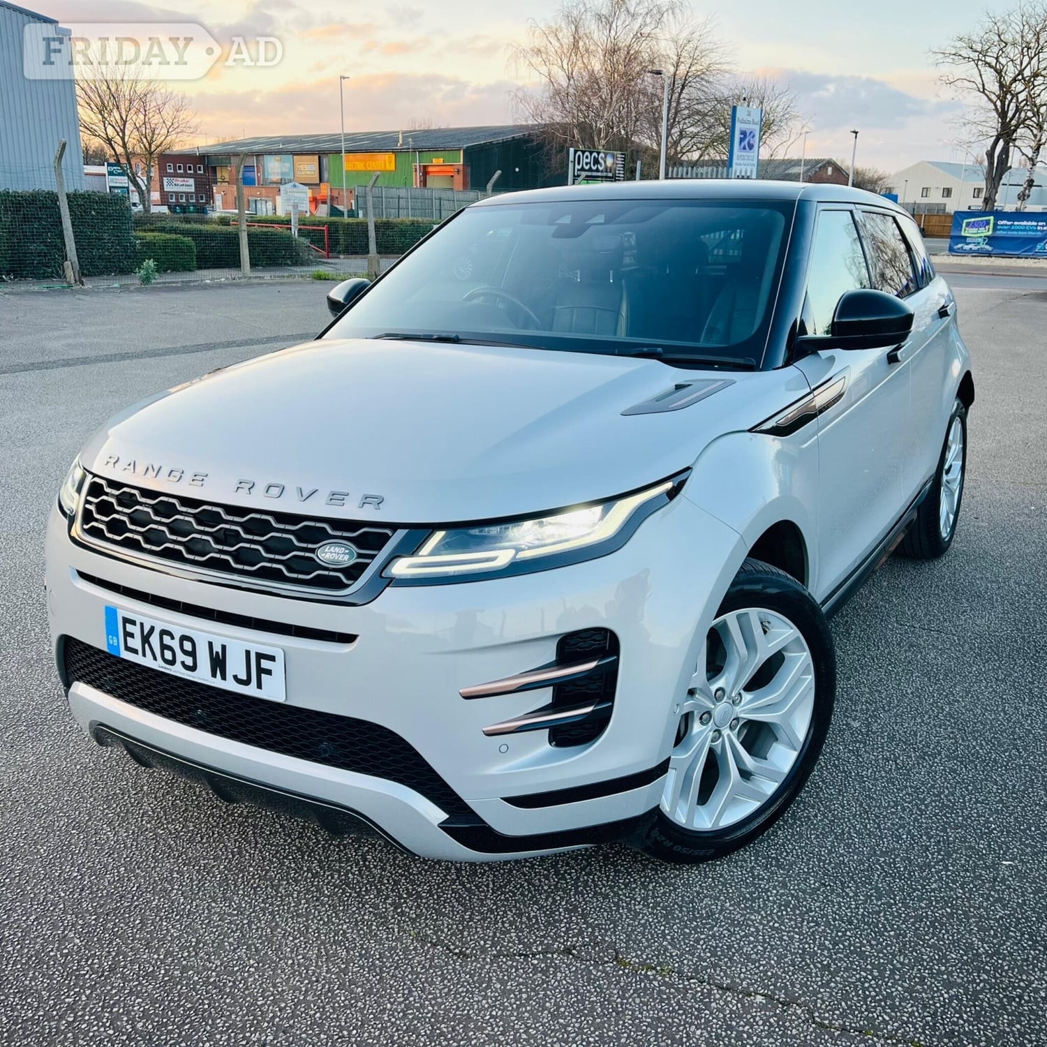 Land Rover Range Rover Evoque 2019 in Peterborough
