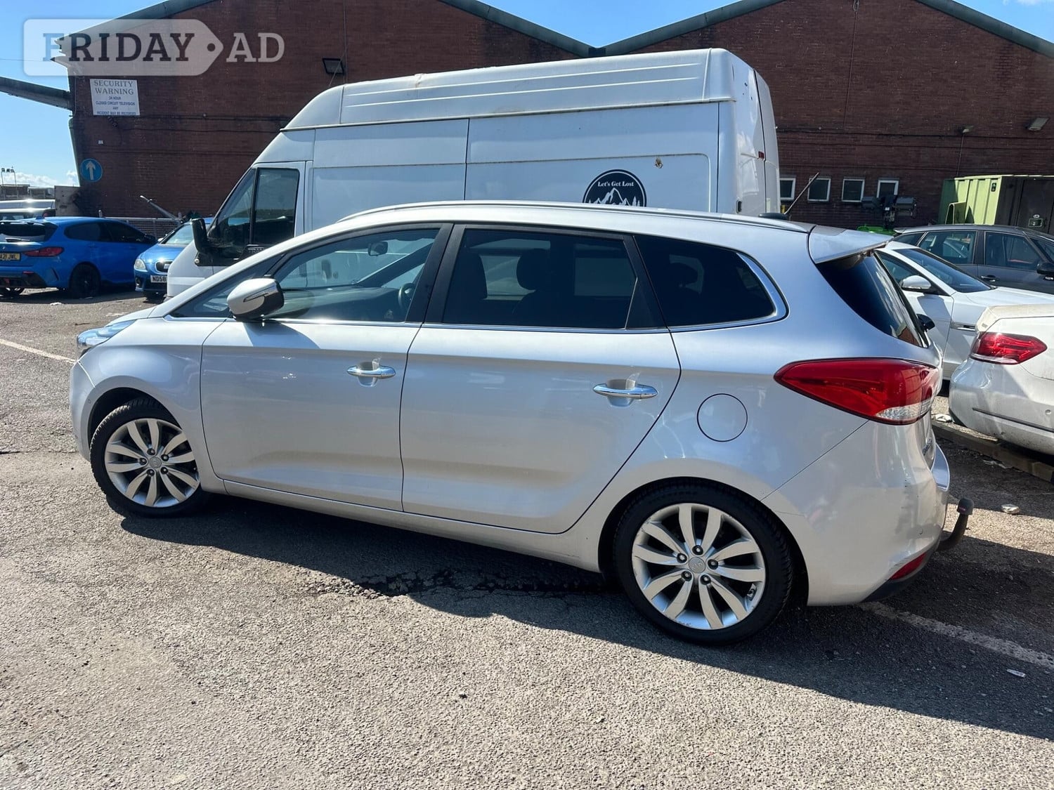 Kia Carens Cardiff