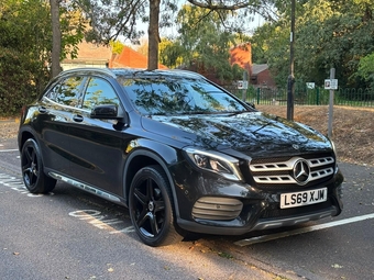 Mercedes-Benz GLA 2019