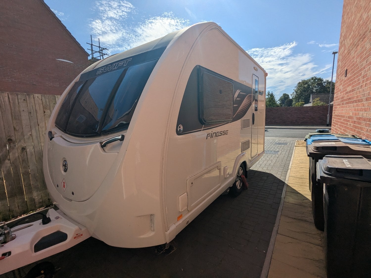 Swift Finesse 400 2022 - Motorhomes & Caravans