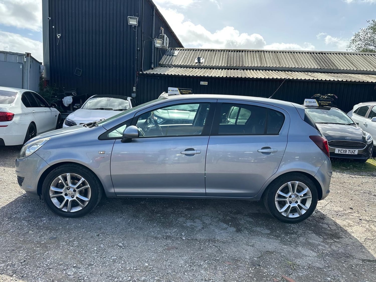 [ berth ]Vauxhall Corsa