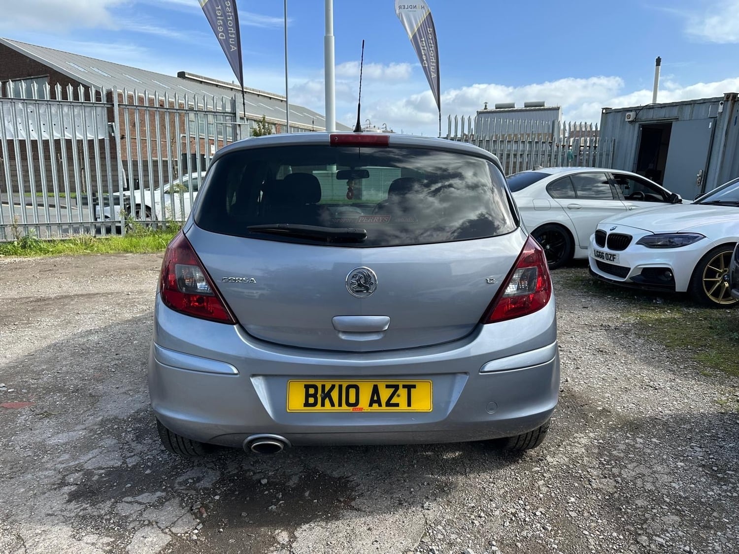 Vauxhall Corsa 2010 - Cars