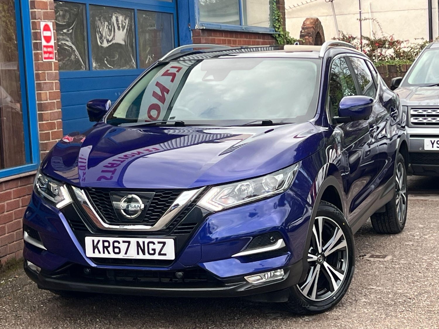 Nissan Qashqai 2018 - Cars in Heanor