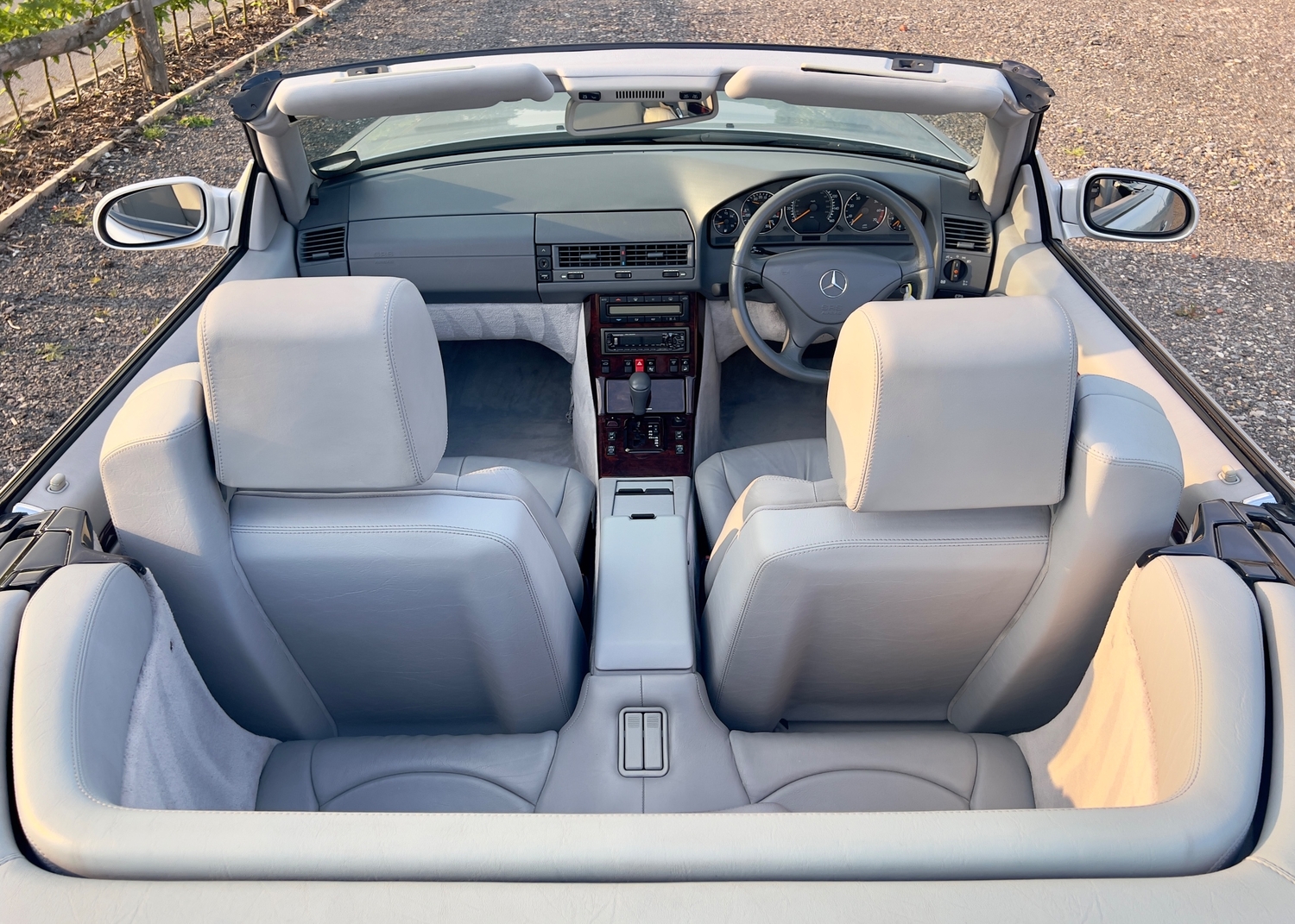 Mercedes-Benz SL Reigate