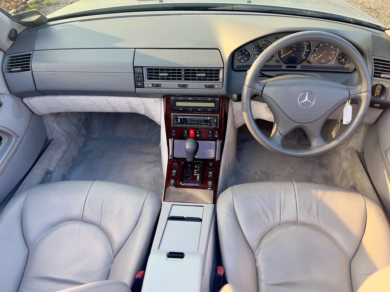 Mercedes-Benz SL 1999 - Cars in Reigate