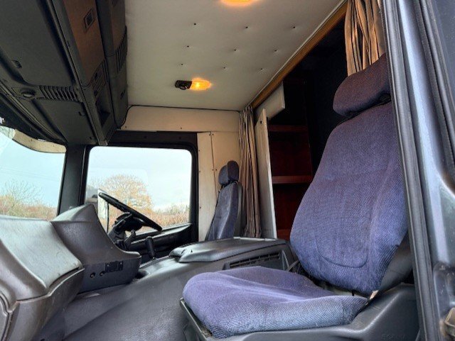 Marscom  Scania Horsebox - Trailers & Horseboxes