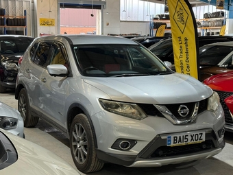 Nissan X-Trail 2015