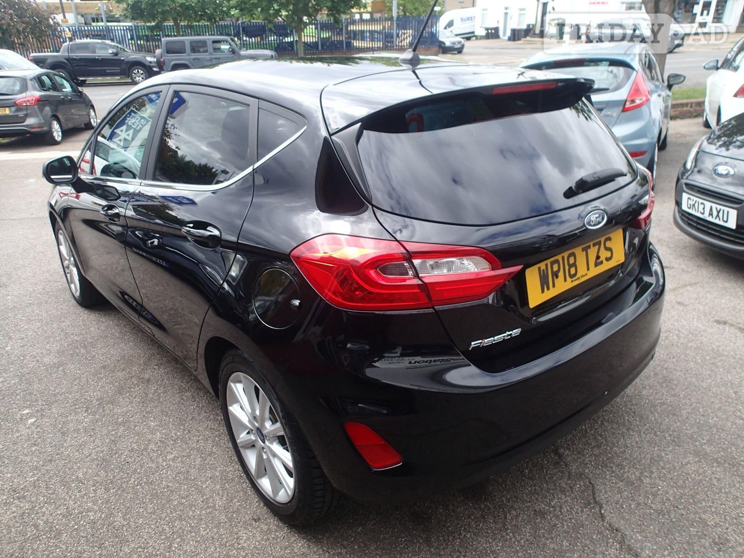 [ berth ]Ford Fiesta
