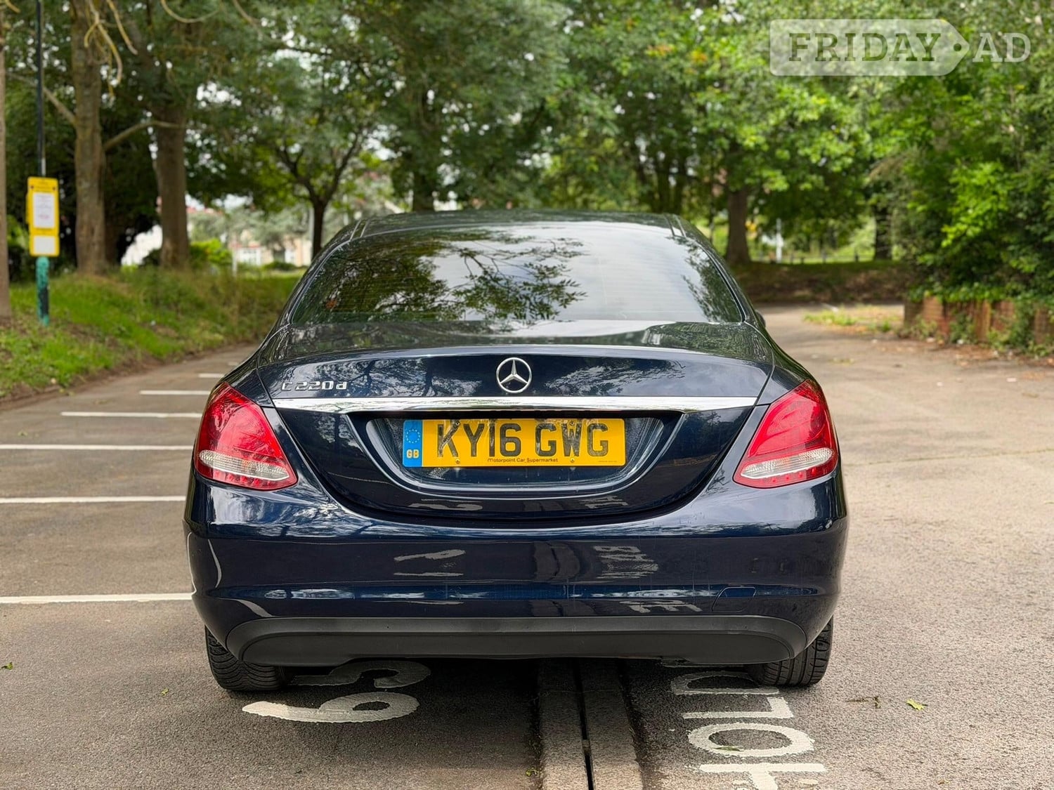 Mercedes-Benz C Class 2016 - Cars in Uxbridge