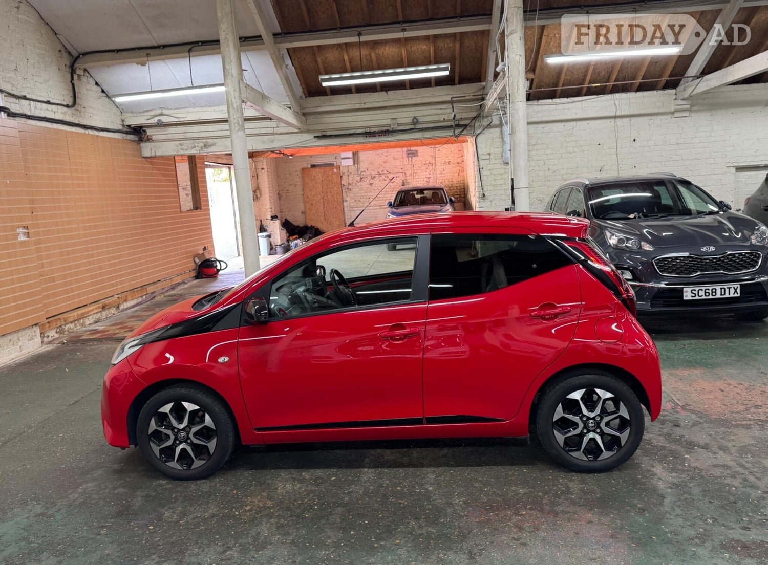 Toyota Aygo 2020 - Cars
