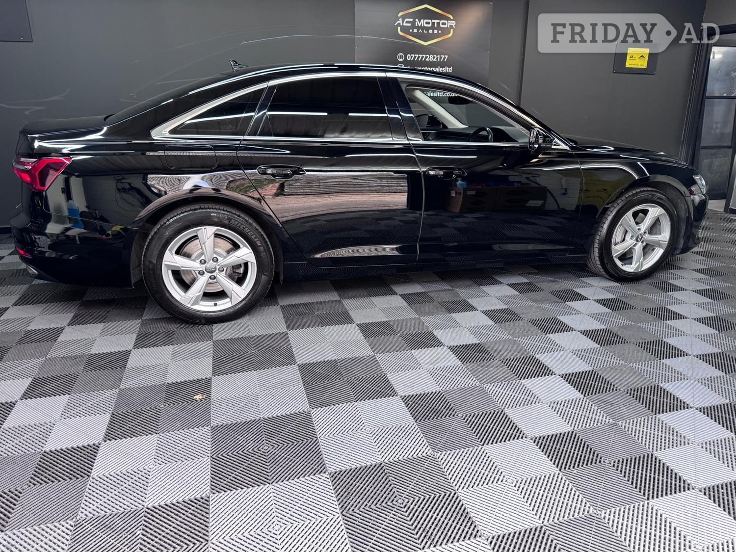 [ berth ]Audi A6 Saloon