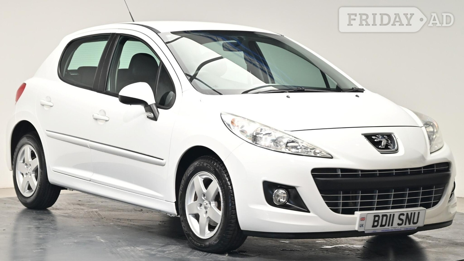 Peugeot 207 2011 in Cullompton