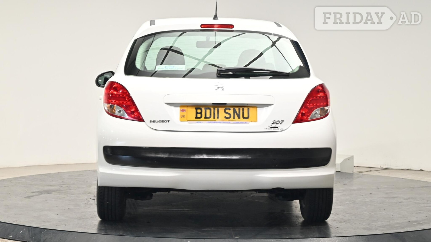 Peugeot 207 2011 - Cars
