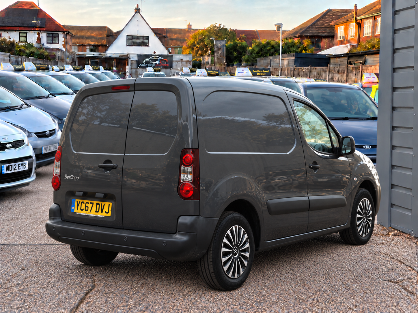 [ berth ]Citroen Berlingo